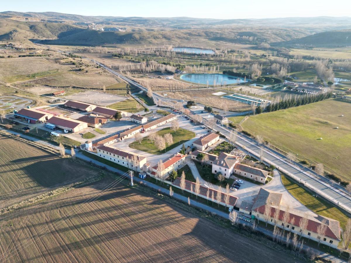 Vettonia Hotel Ávila Екстериор снимка