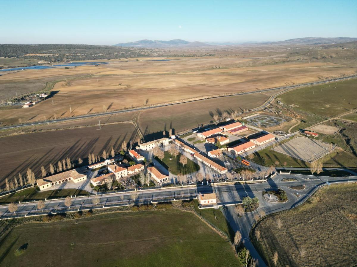 Vettonia Hotel Ávila Екстериор снимка
